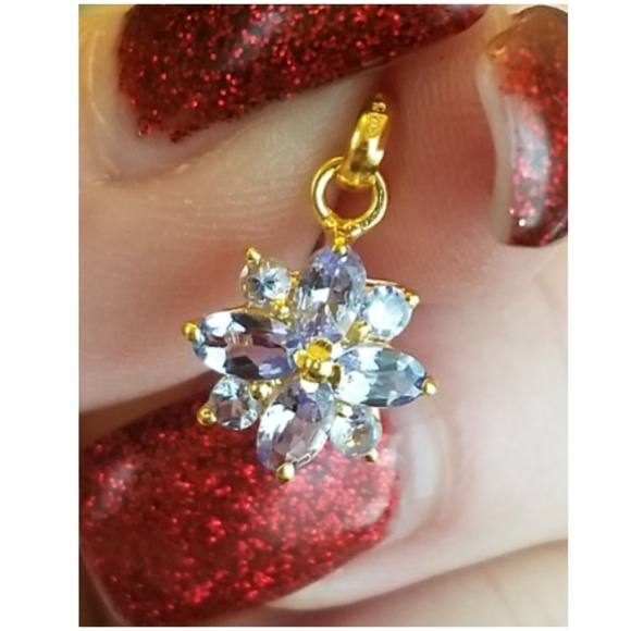 Jewelry - Genuine 3ct Tanzanite Pendant